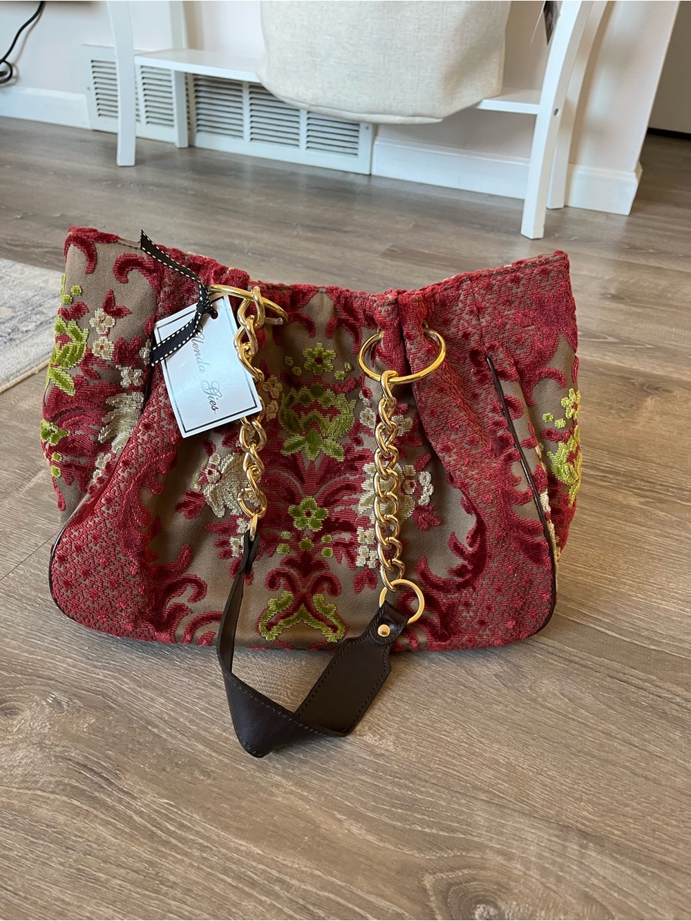 Red Floral Embroidered Shoulder Bag with Gold Chain Strap